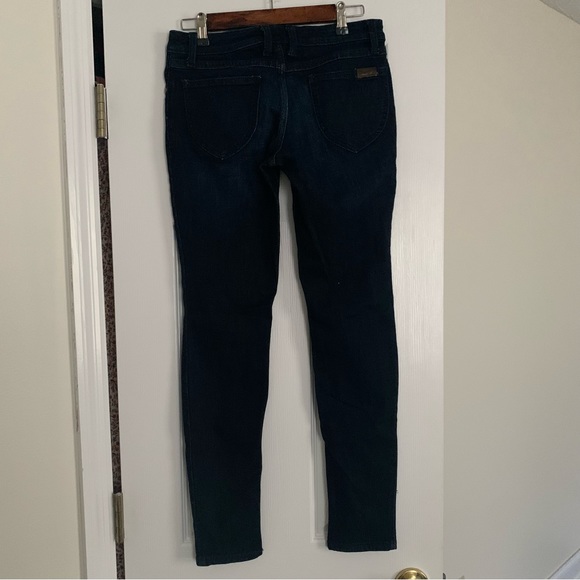 Wrangler Dark Wash Skinny Leg Jeans - Picture 7 of 9